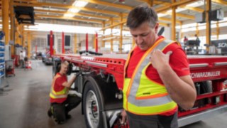 schwarzmueller-secure-distance-vest-people schwarzmueller-secure-distance-vest-people