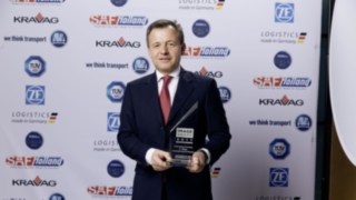 Marc Wehner bei der Preisverleihung in München „Ich freue mich sehr über diese Auszeichnung, zumal sie auf einer unabhängigen Befragung von Brancheninsidern und Entscheidern beruht“, sagte Marc Wehner, General Manager Sales Central Europe von Linde Material Handling, bei der Preisverleihung in München.